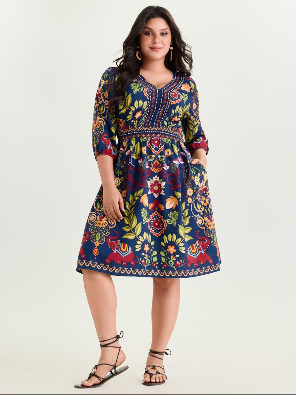 BloomChic Boho Folk Floral V-Neck Empire
Waist Dress Pockets Size 14-16